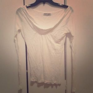 White long sleeve tee